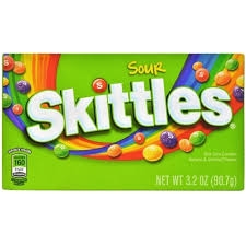 Skittles žvýkací bonbóny v křupavé krustě s kyselými ovocnými příchutěmi  38 g